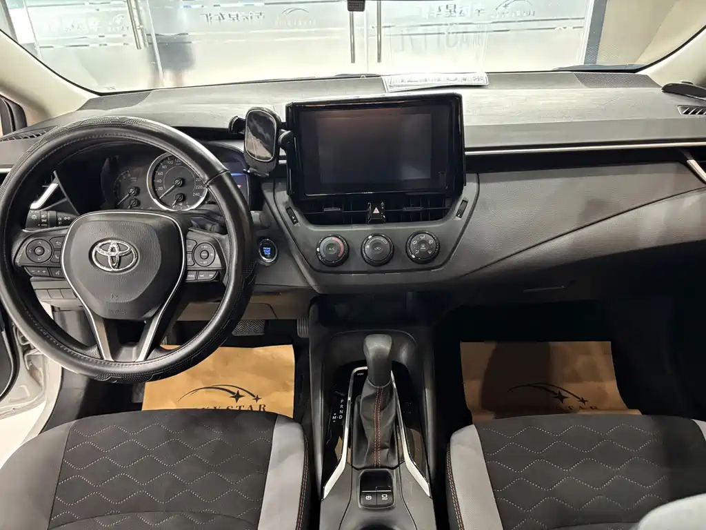 Toyota Corolla — миниатюра 15