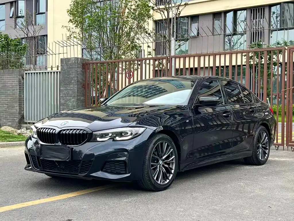 BMW 3 Series 2022