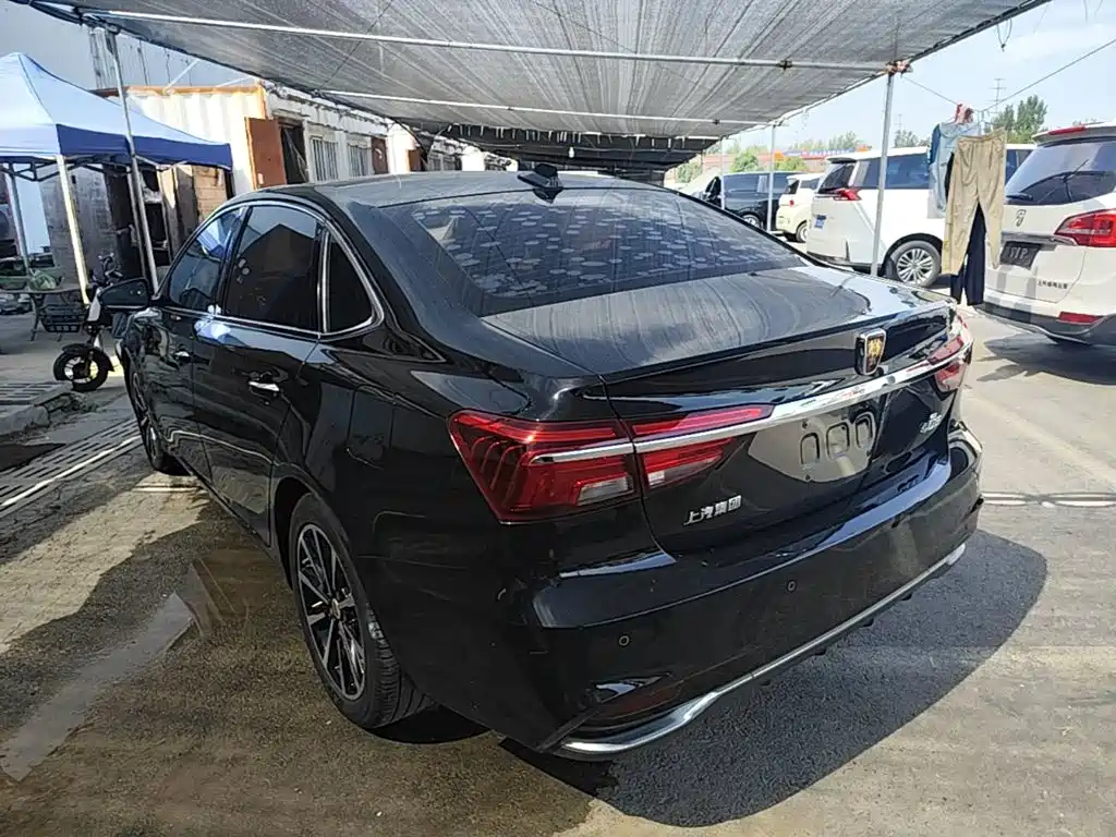 Roewe i6 New Energy — миниатюра 5