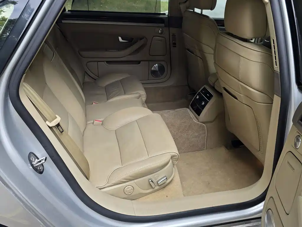 Audi A8 — миниатюра 33