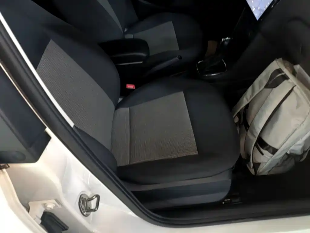 Volkswagen Polo — миниатюра 25