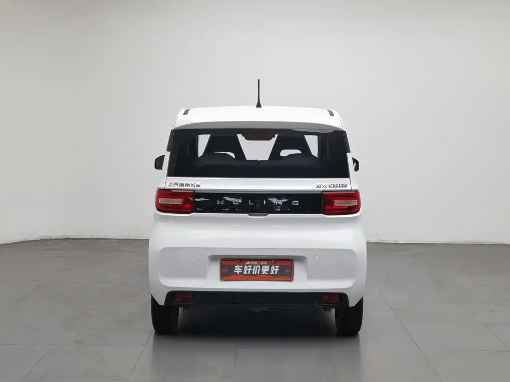 Wuling MINIEV — миниатюра 4