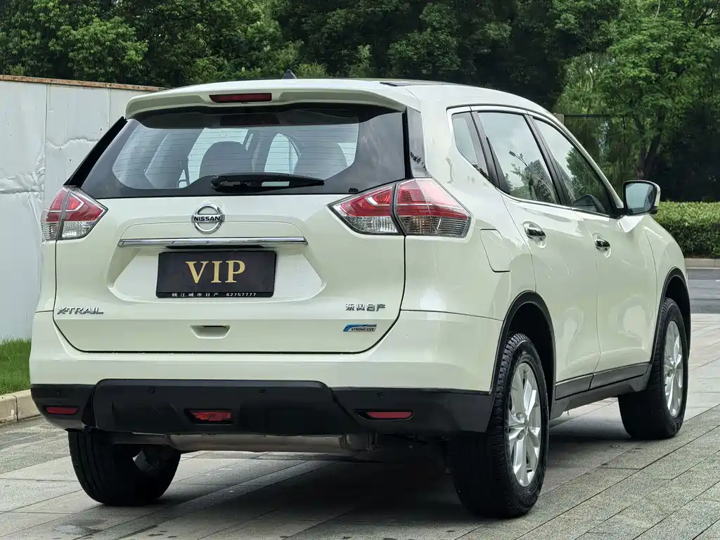 Nissan X-Trail — миниатюра 4