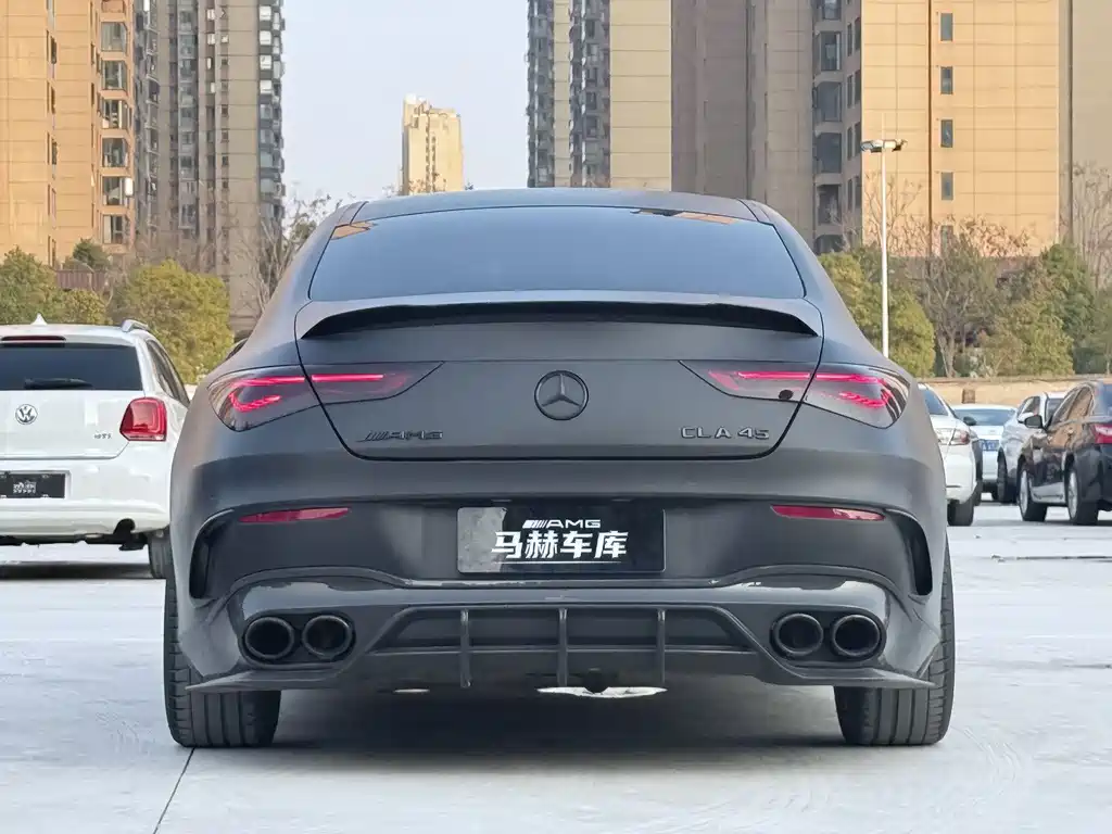MERCEDES-BENZ CLA AMG