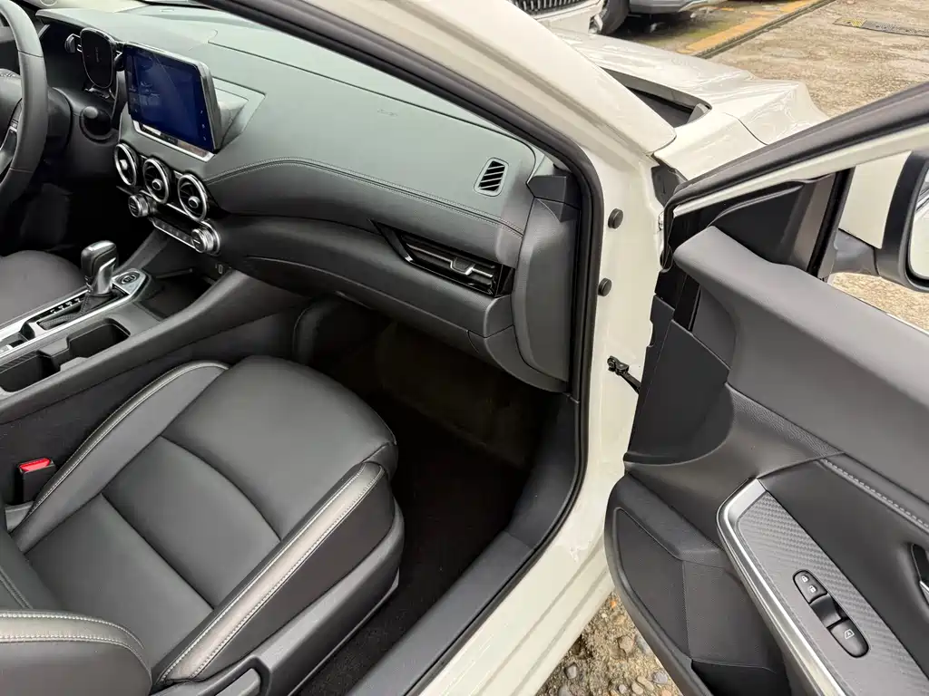 Nissan Sylphy — миниатюра 12