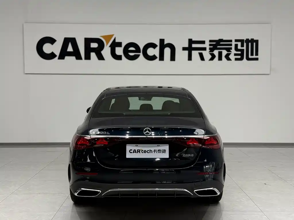 Mercedes-Benz E-Class — миниатюра 4