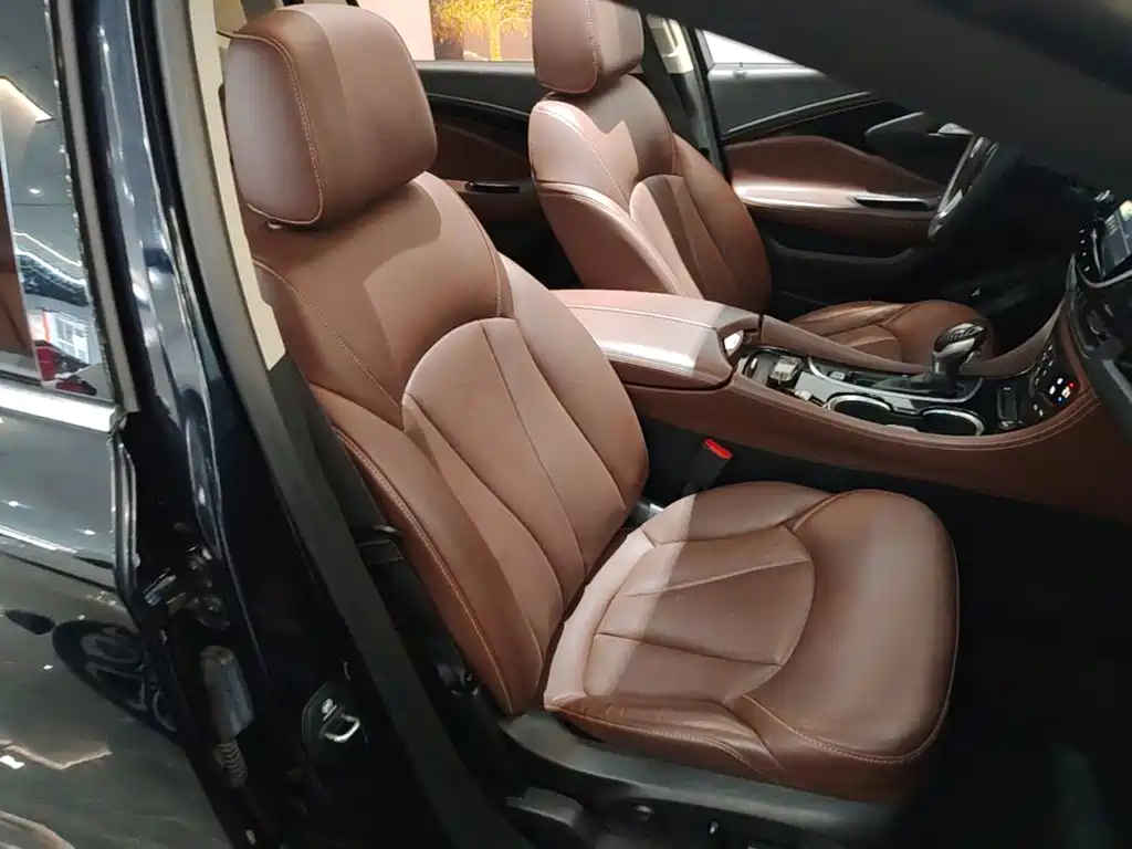Buick Envision Plus — миниатюра 25