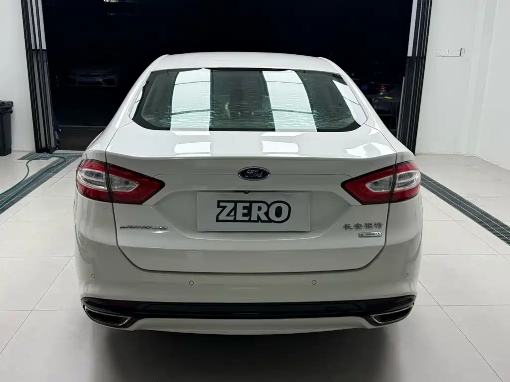 Ford Mondeo — миниатюра 5