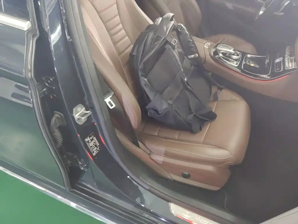 Mercedes-Benz E-Class — миниатюра 25