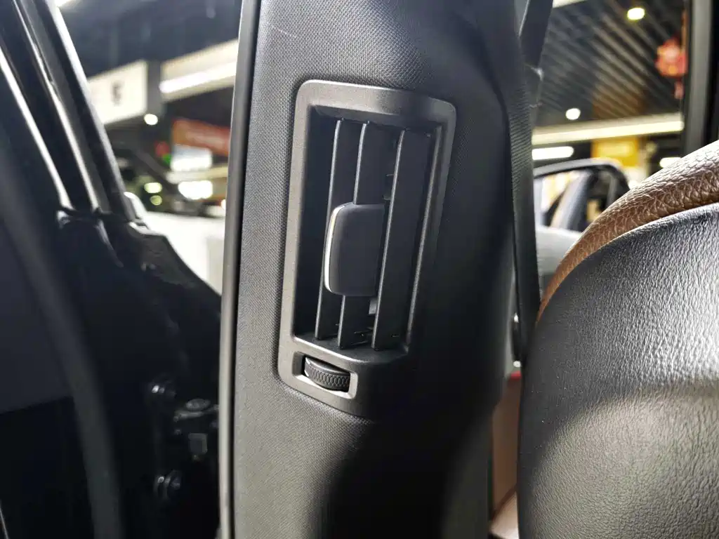 Volvo S90 — миниатюра 19
