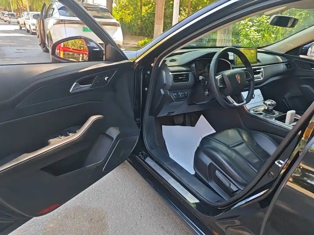 Hongqi Hongqi H5 — миниатюра 16