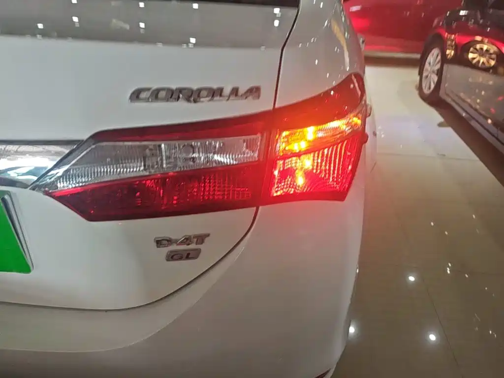 Toyota Corolla — миниатюра 8