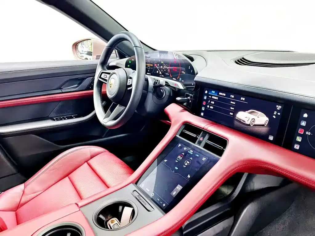 Porsche Taycan — миниатюра 11