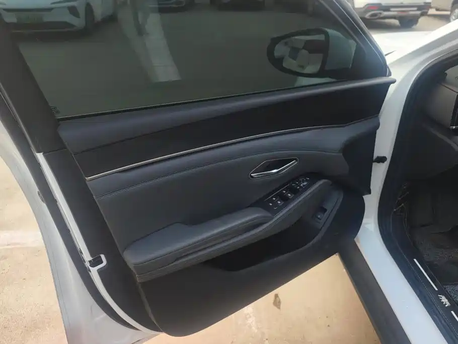 BYD Qin L — миниатюра 7