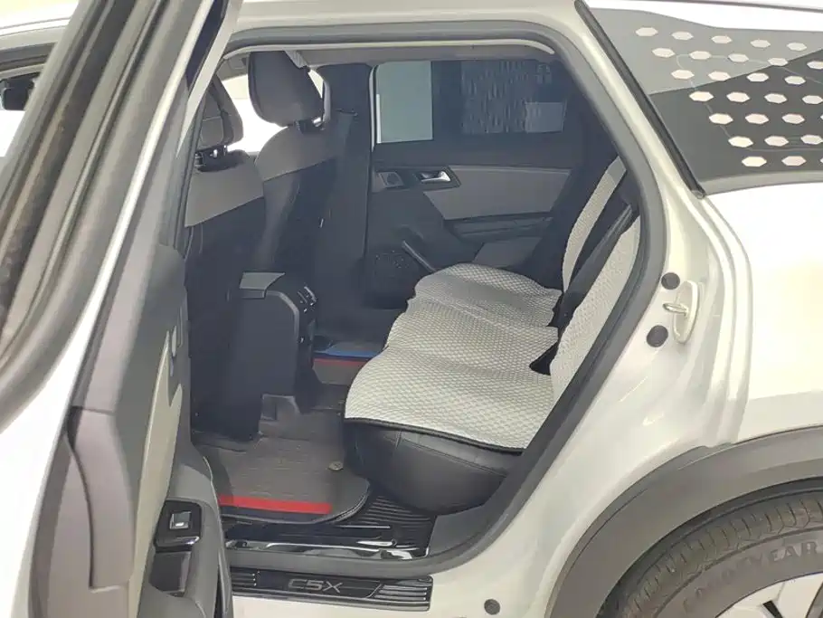 Citroen C5 X — миниатюра 11