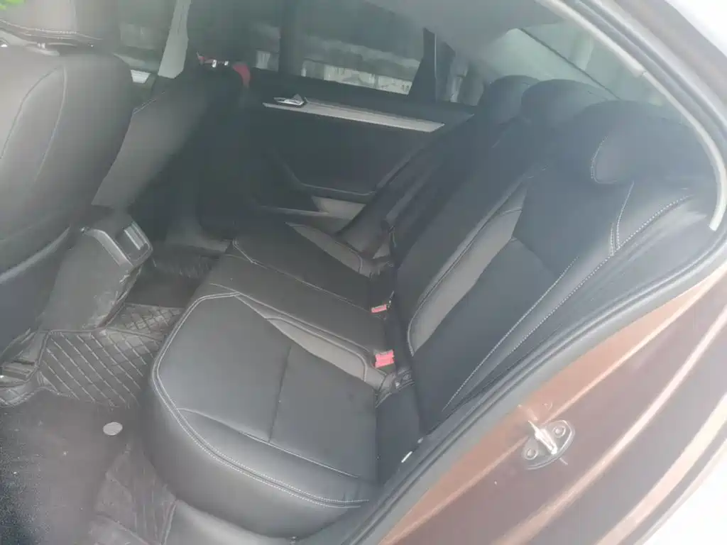Volkswagen Lamando — миниатюра 17