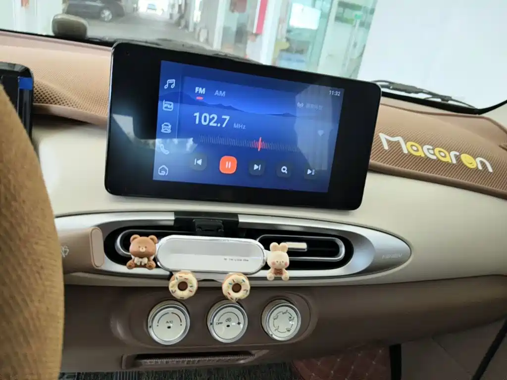 Wuling MINIEV — миниатюра 13
