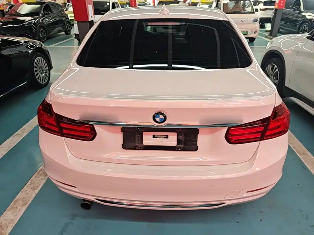 BMW 3 Series — миниатюра 6