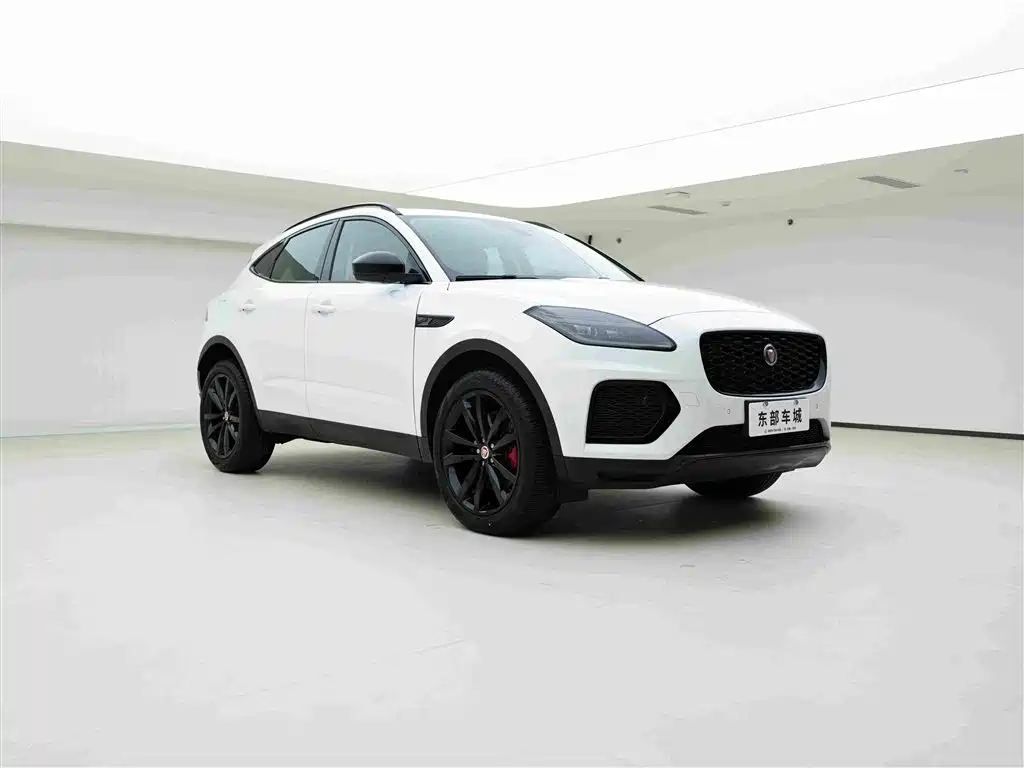 Jaguar E-PACE — миниатюра 3