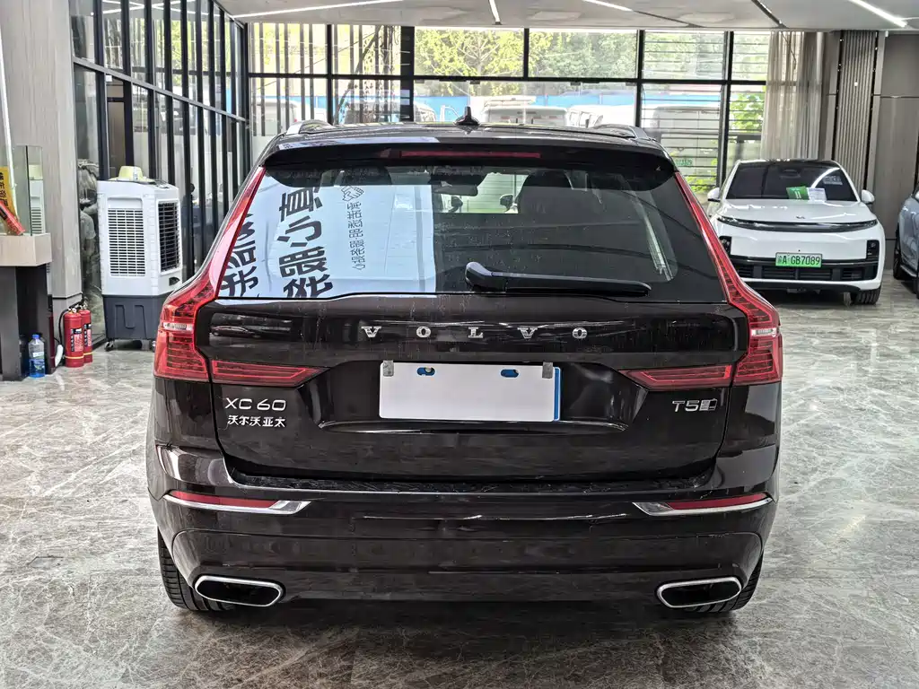 Volvo XC60 — миниатюра 6