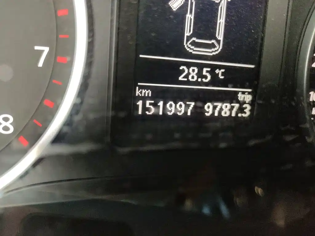 Volkswagen Tiguan 2015 1.8TSI AT Comfort