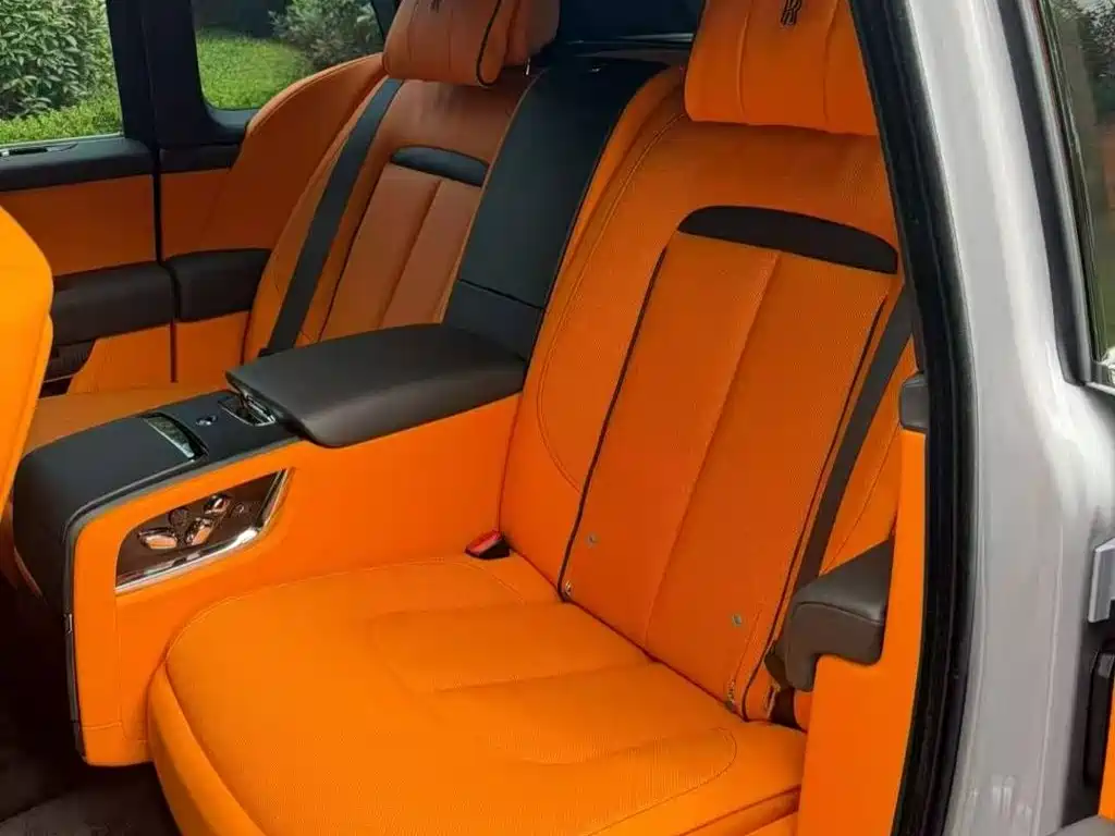 Rolls-Royce Cullinan — миниатюра 5