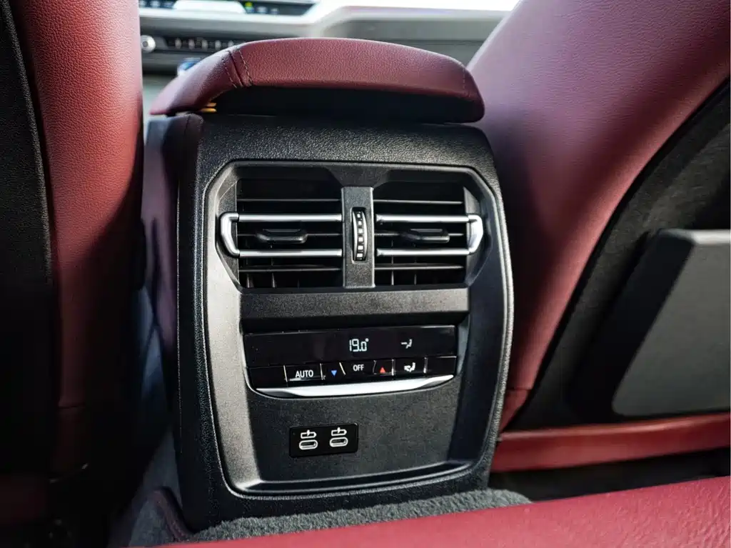 BMW 3 Series — миниатюра 19