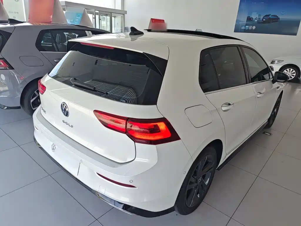 Volkswagen Golf — миниатюра 7