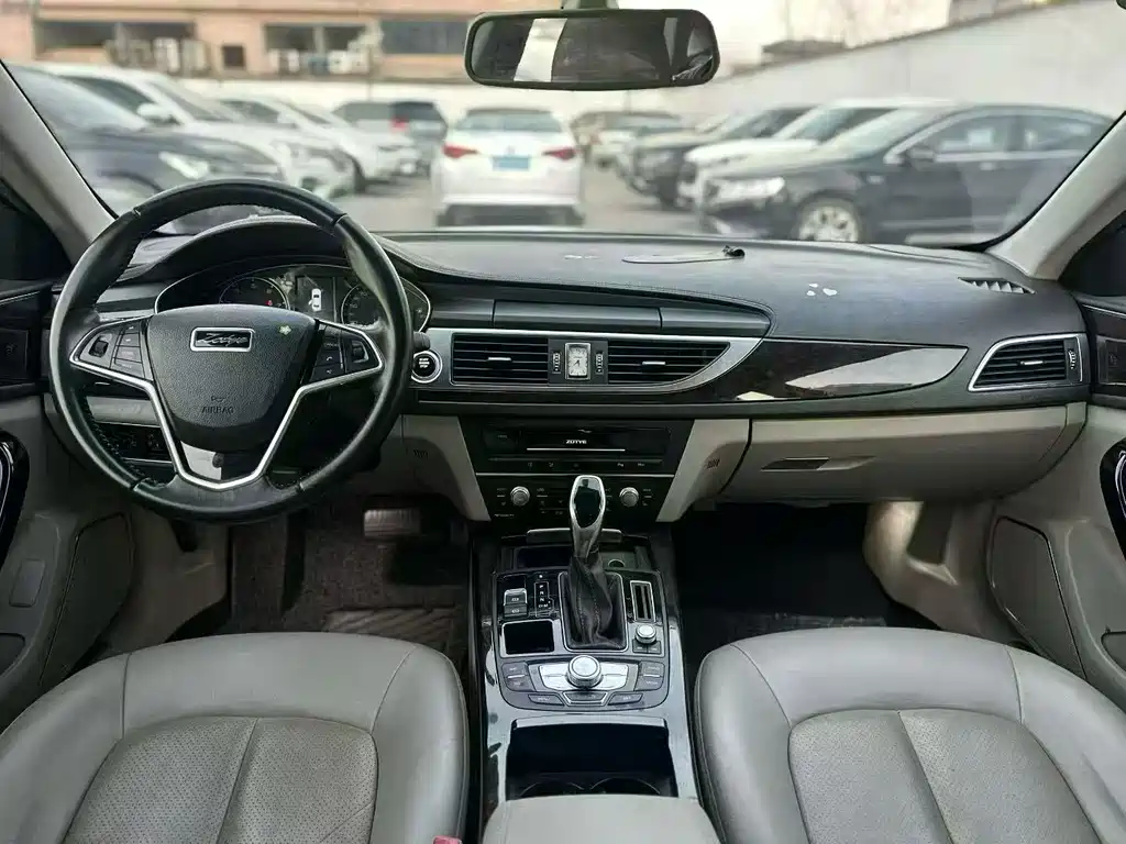 Zotye Zotye Z700 — миниатюра 5