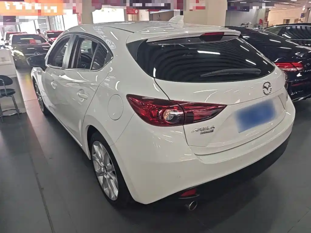 Mazda 3 Axela — миниатюра 5