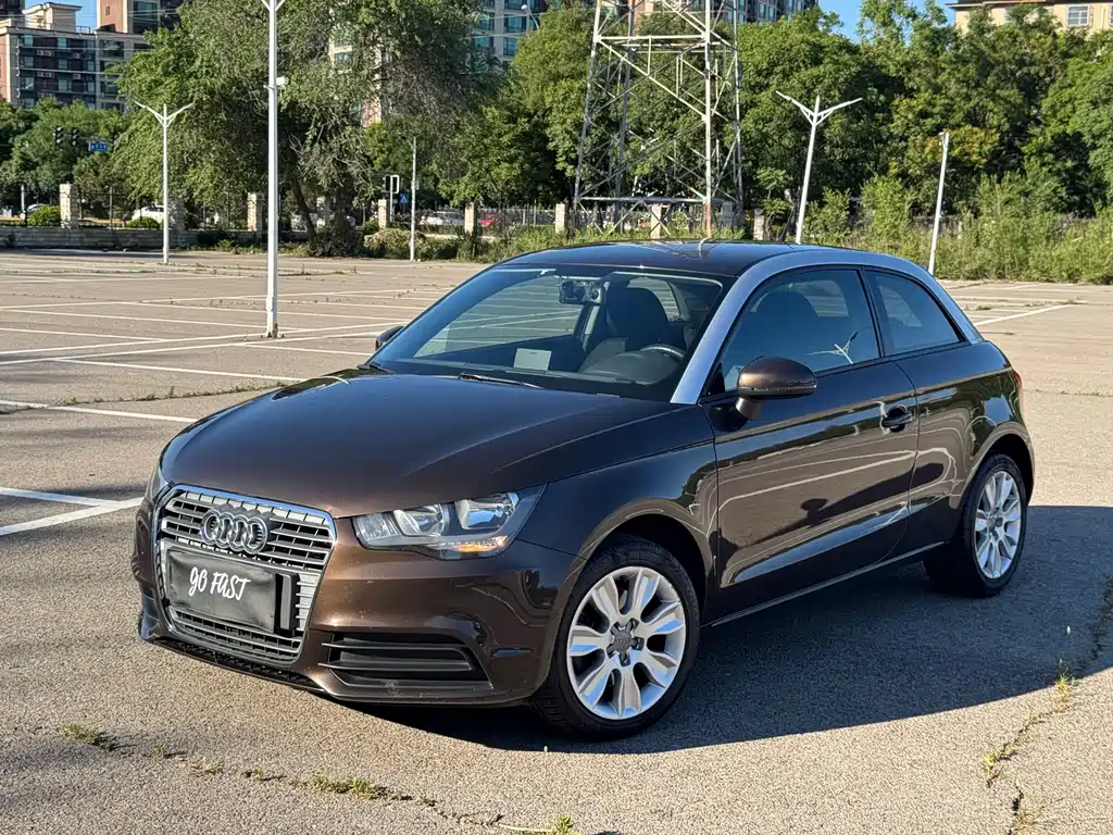 Купить Audi A1