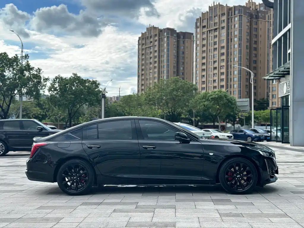 Cadillac CT5 — миниатюра 18