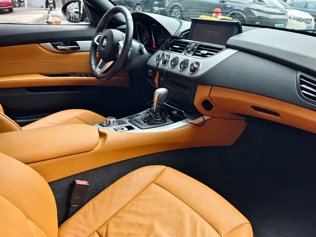 BMW Z4 — миниатюра 8