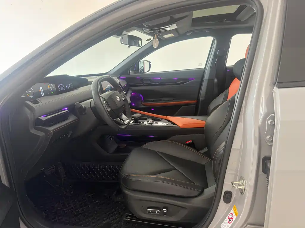 Changan UNI-V iDD — миниатюра 4