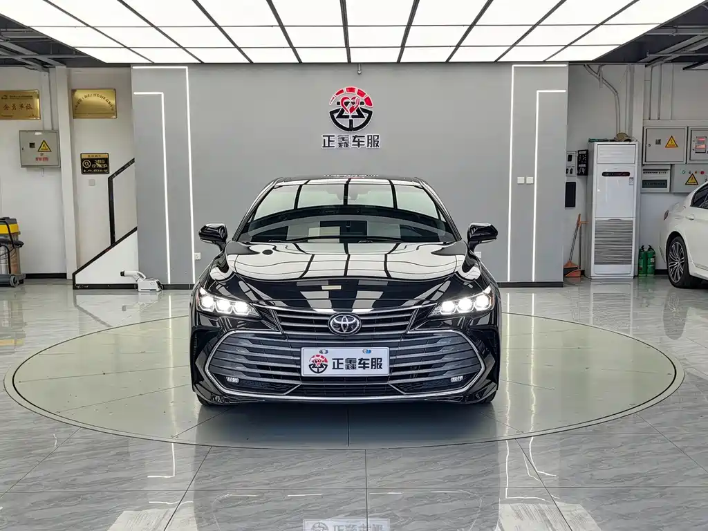 Toyota Avalon — миниатюра 2