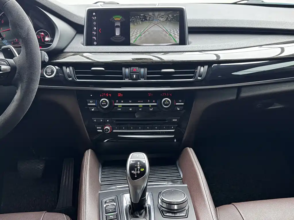 BMW X5 (Import) — миниатюра 22