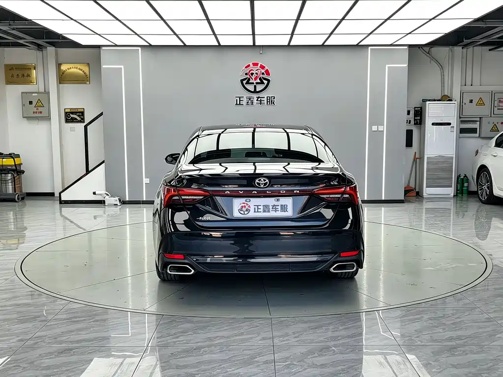 Toyota Avalon — миниатюра 14