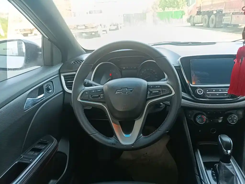 Chevrolet Monza — миниатюра 11