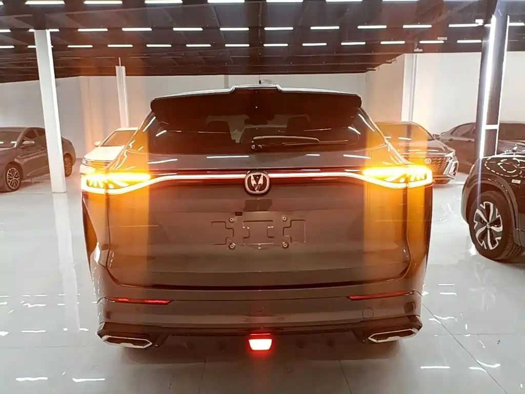 Changan UNI-Z — миниатюра 6