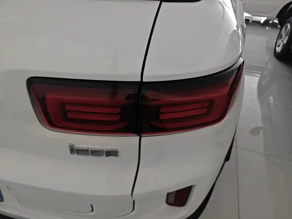 Geely Icon — миниатюра 23