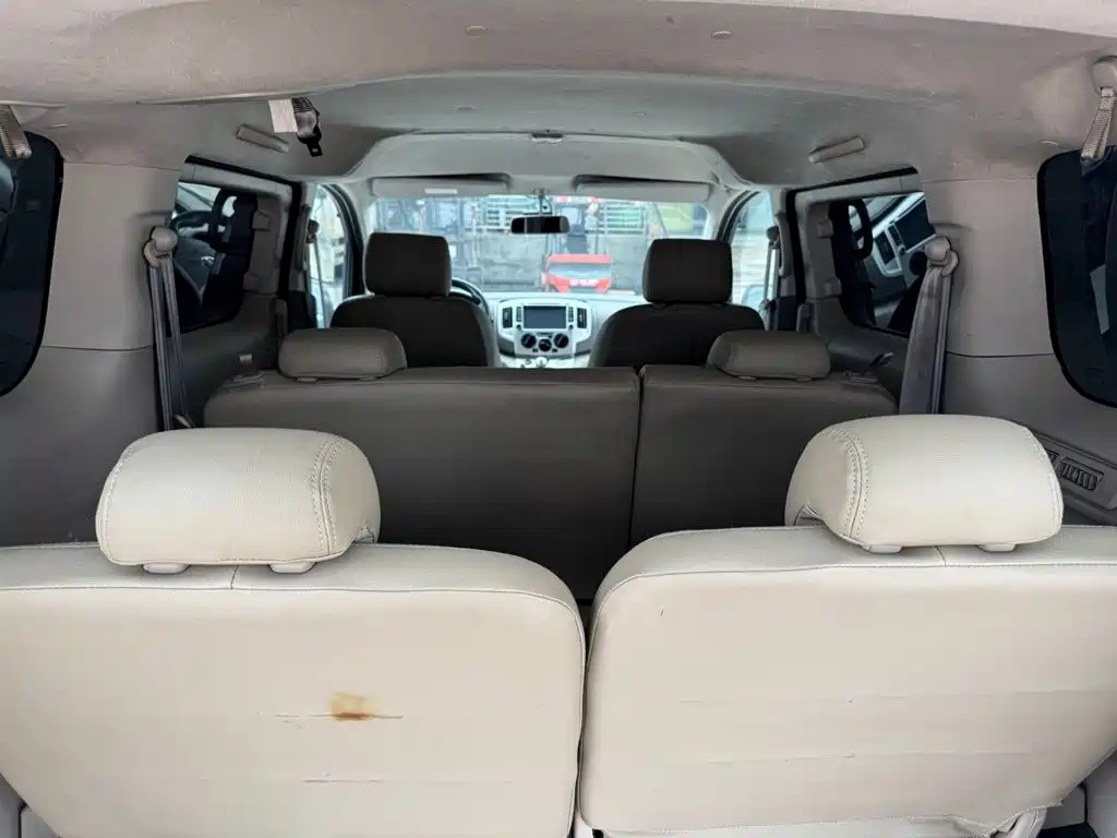 Nissan NV200 — миниатюра 8