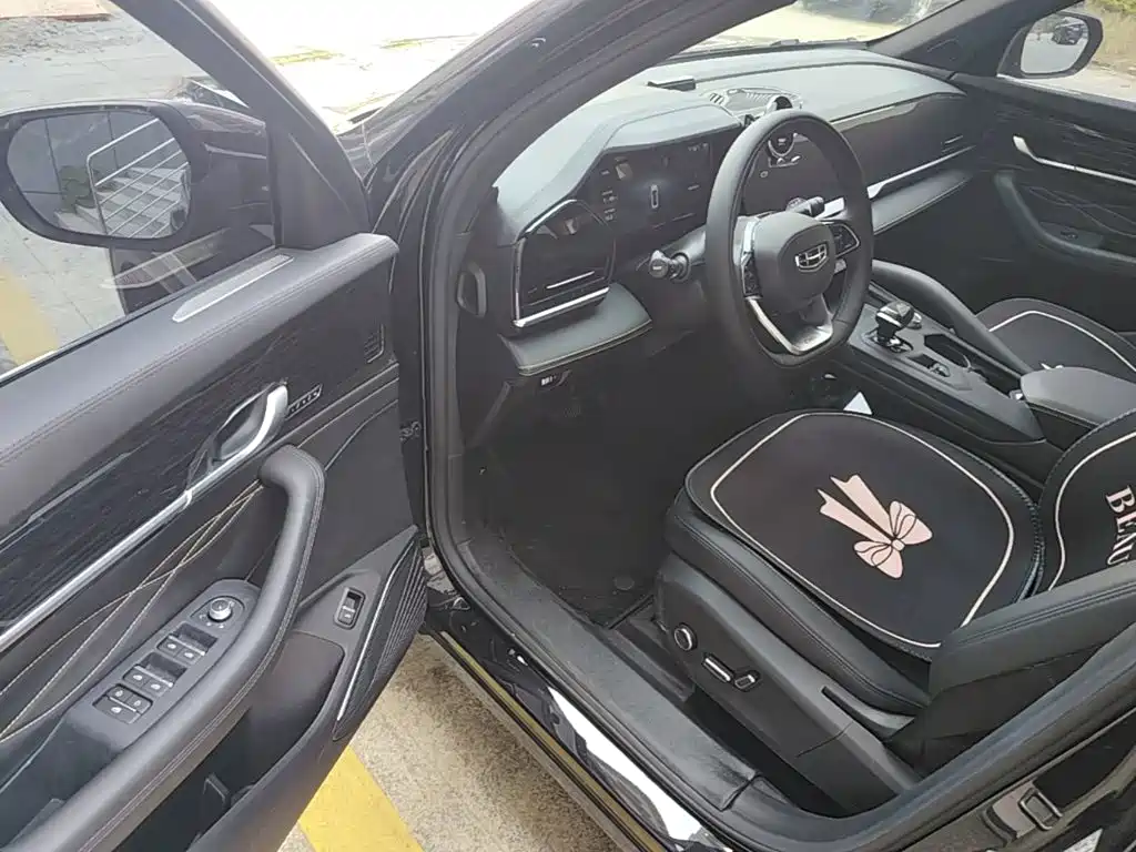 Geely Xingyue L — миниатюра 16