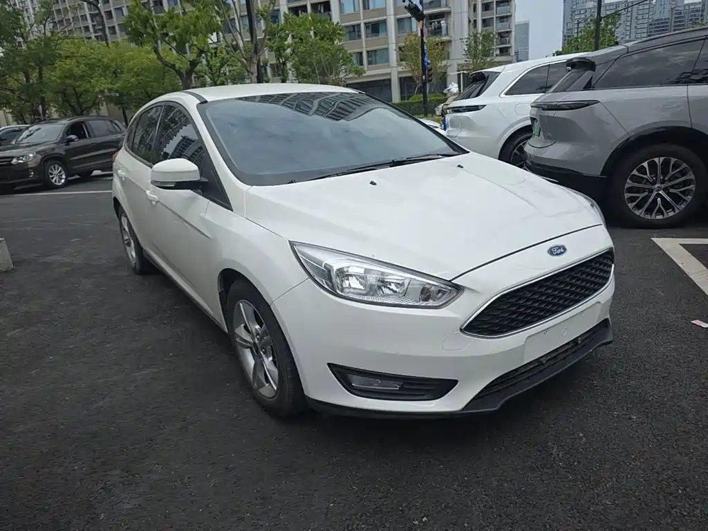 Ford Focus — миниатюра 4