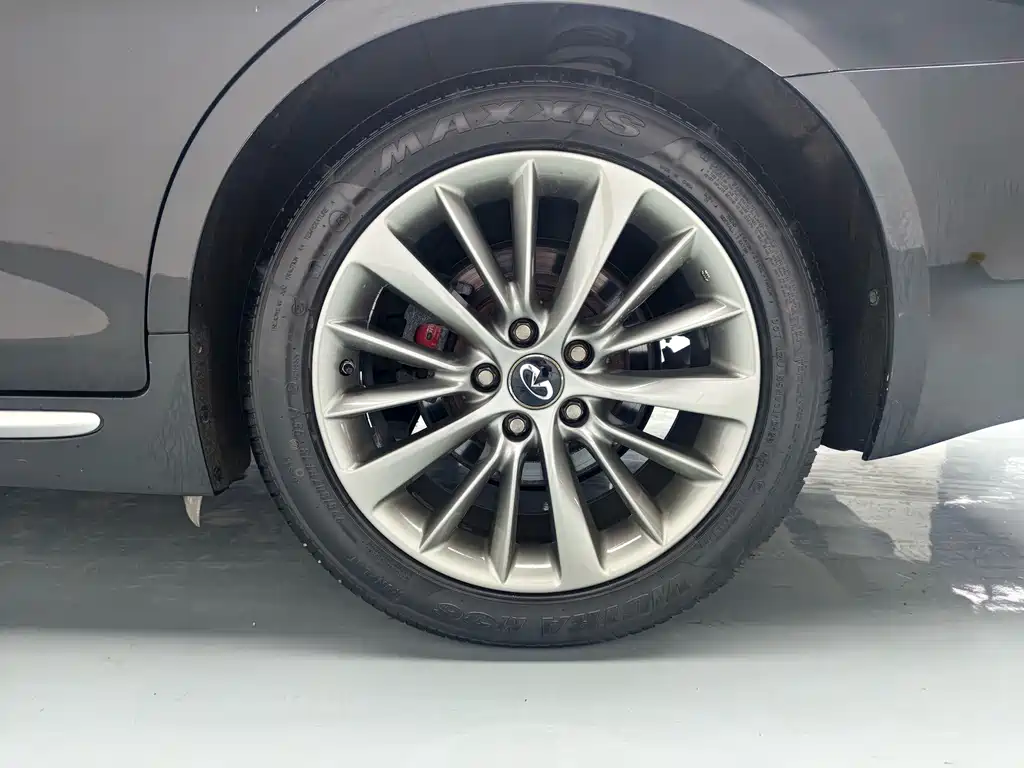Infiniti Q50L — миниатюра 12