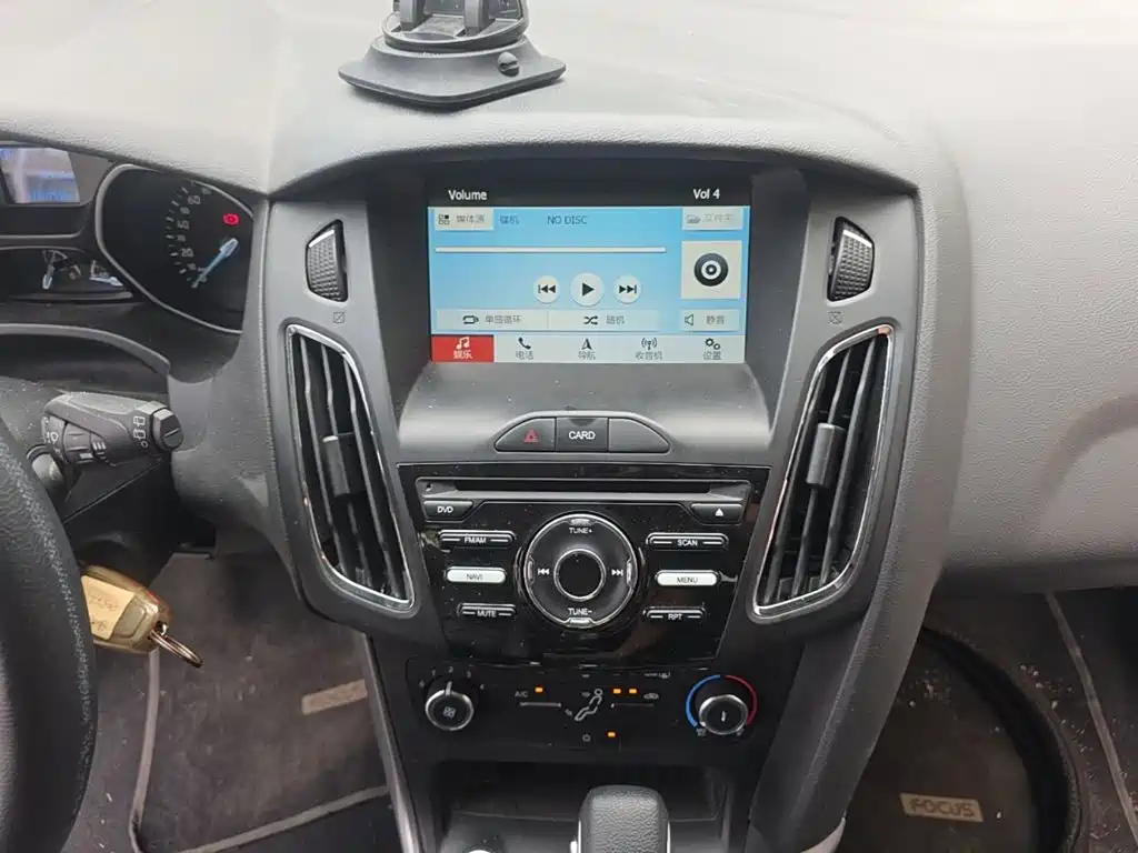 Ford Focus — миниатюра 13