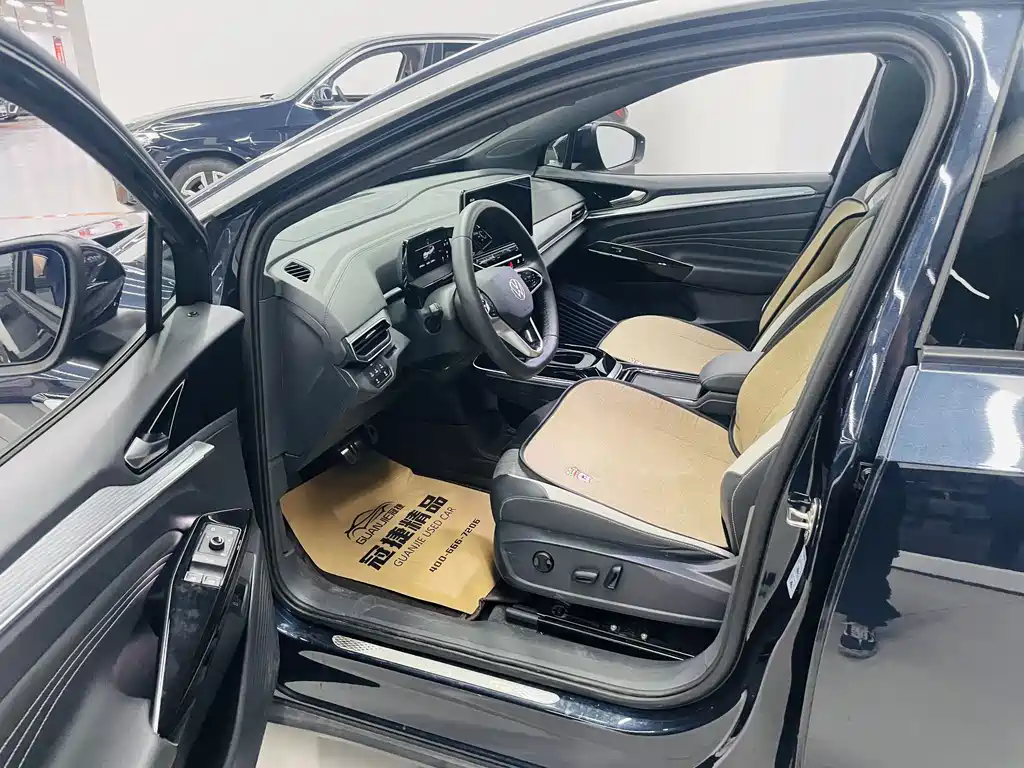 Volkswagen ID.4 Crozz — миниатюра 4