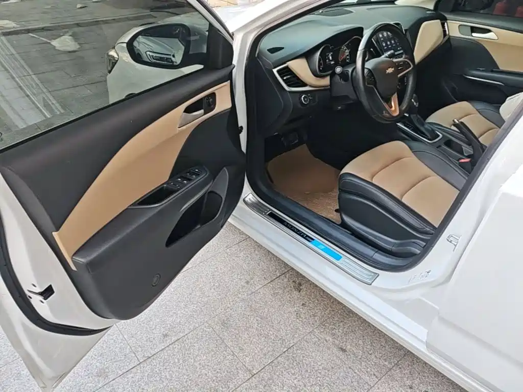Chevrolet Monza — миниатюра 16