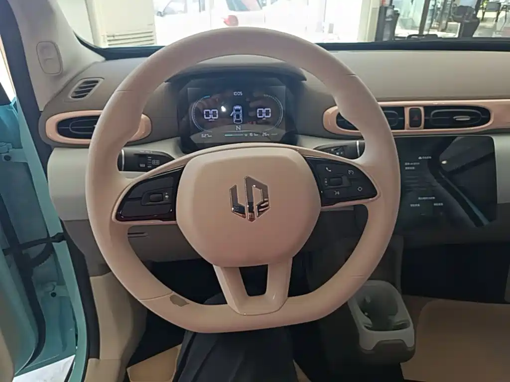 Leapmotor Leapmotor T03 — миниатюра 11