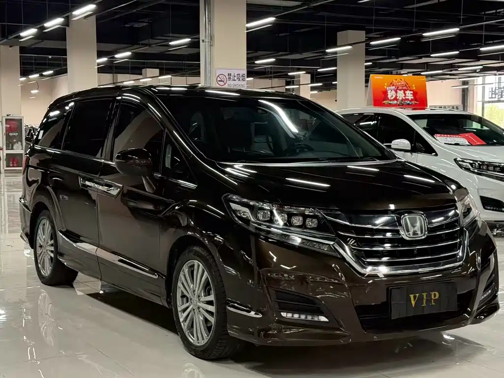 Honda Elysion — миниатюра 3