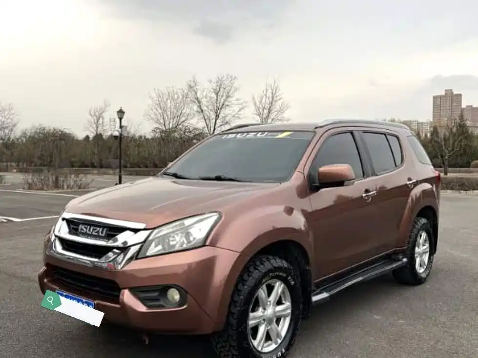 Isuzu MU-X 2016